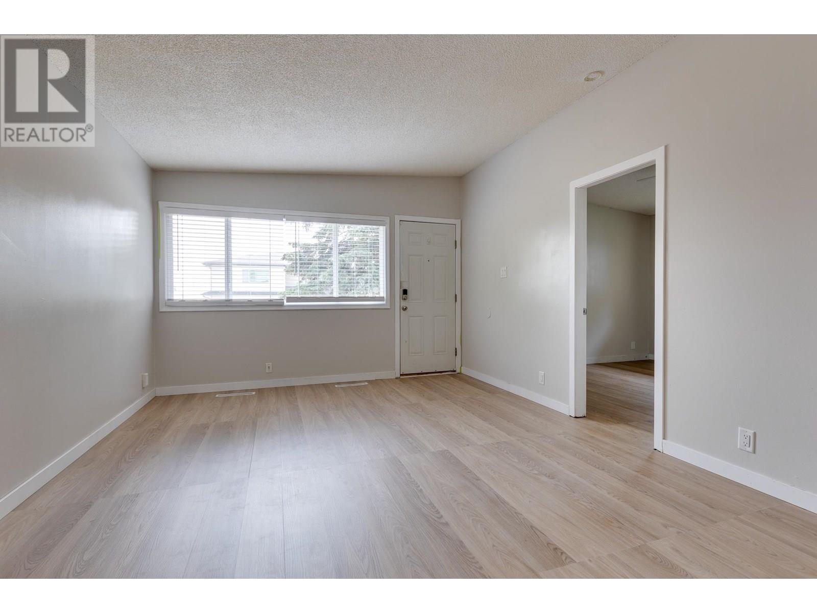 545 Ewert Street, Prince George, British Columbia  V2M 2N8 - Photo 4 - R3014524
