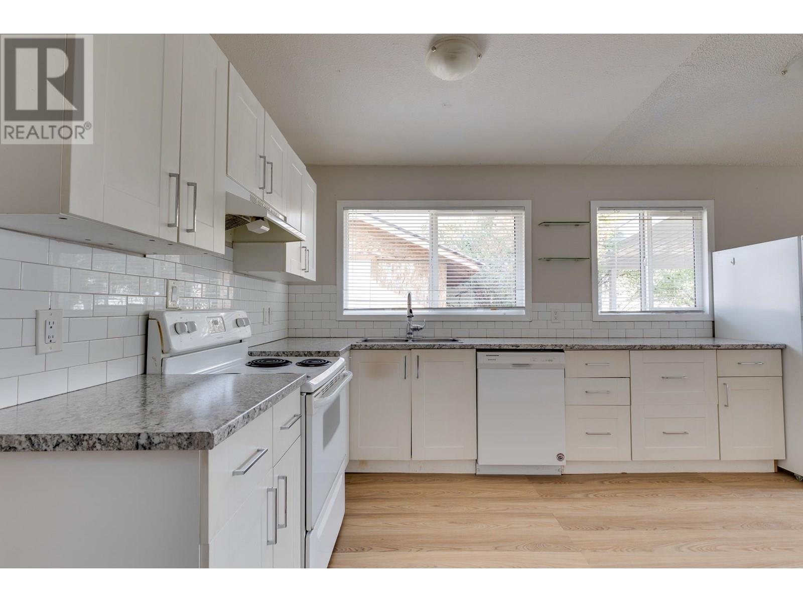 545 Ewert Street, Prince George, British Columbia  V2M 2N8 - Photo 7 - R3014524