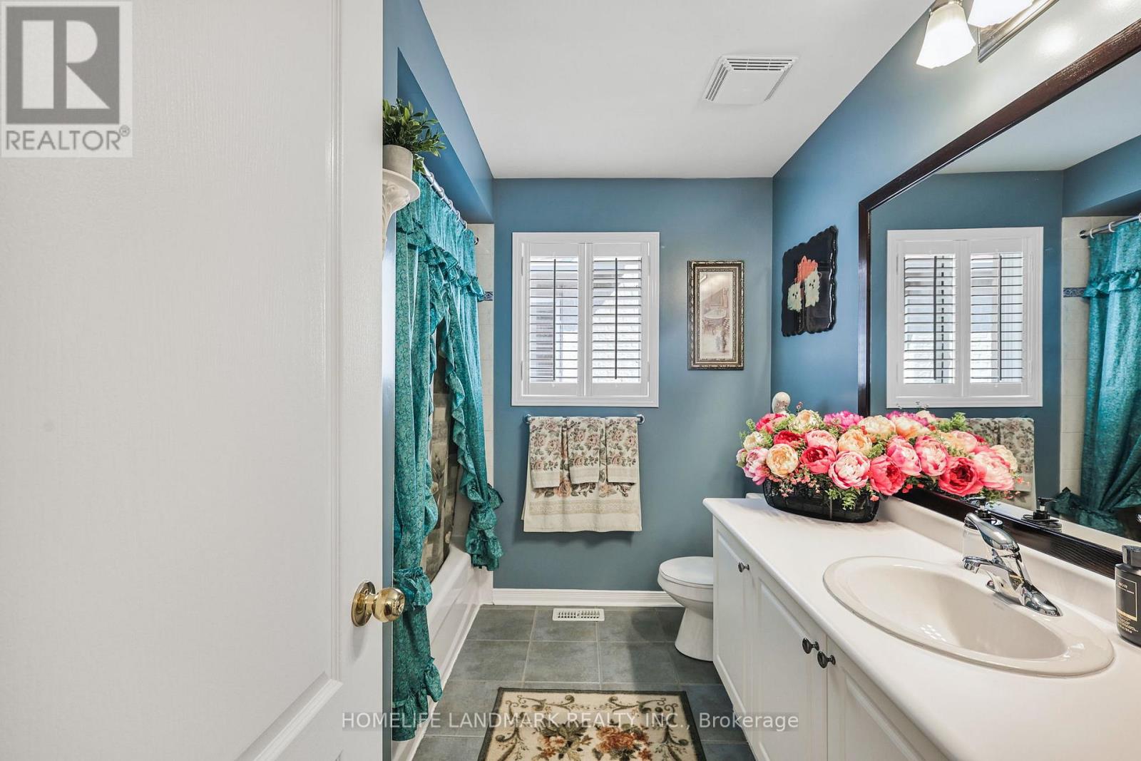 4891 Marble Arch Mews S, Mississauga, Ontario  L5M 7P7 - Photo 24 - W12214189
