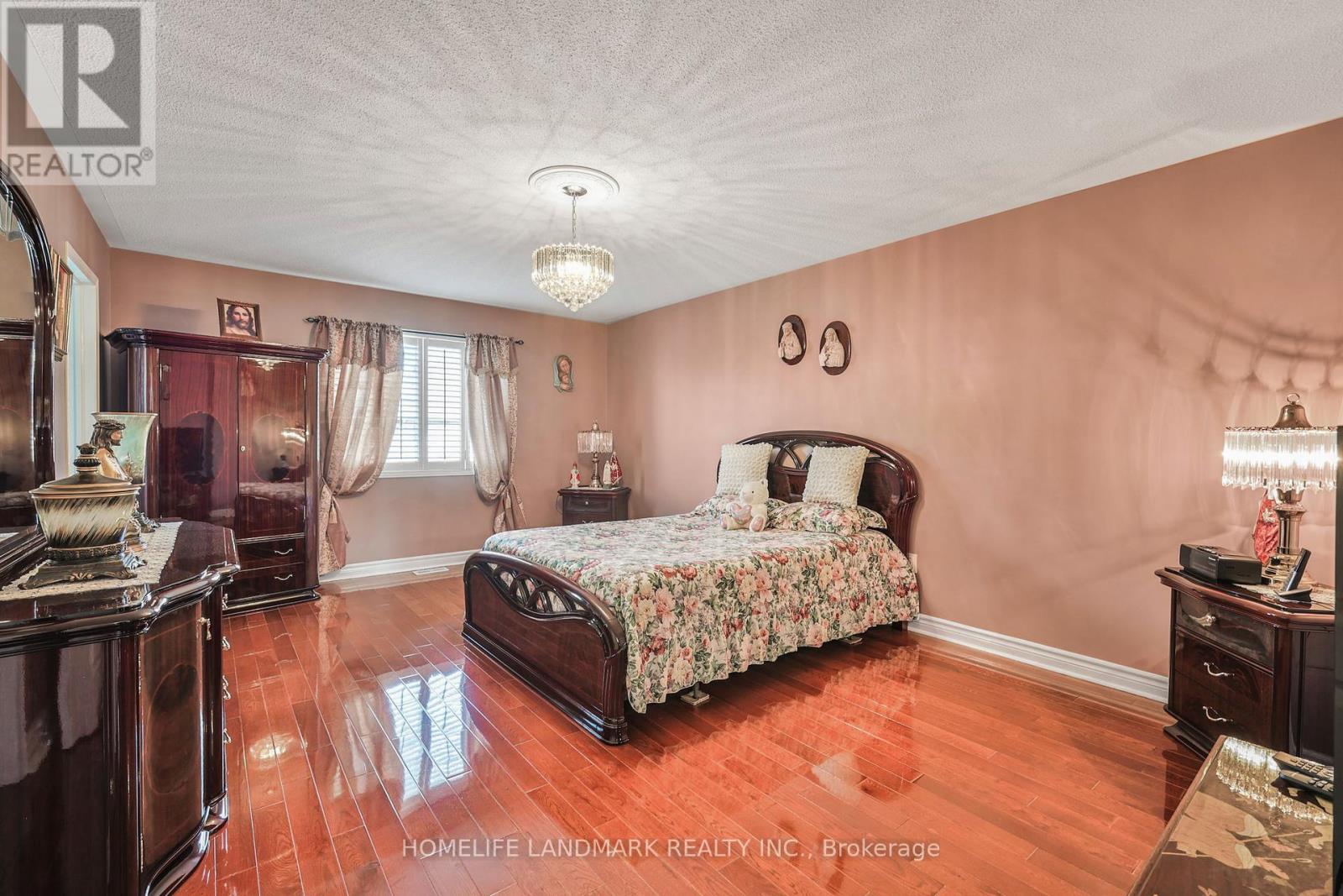 4891 Marble Arch Mews S, Mississauga, Ontario  L5M 7P7 - Photo 25 - W12214189