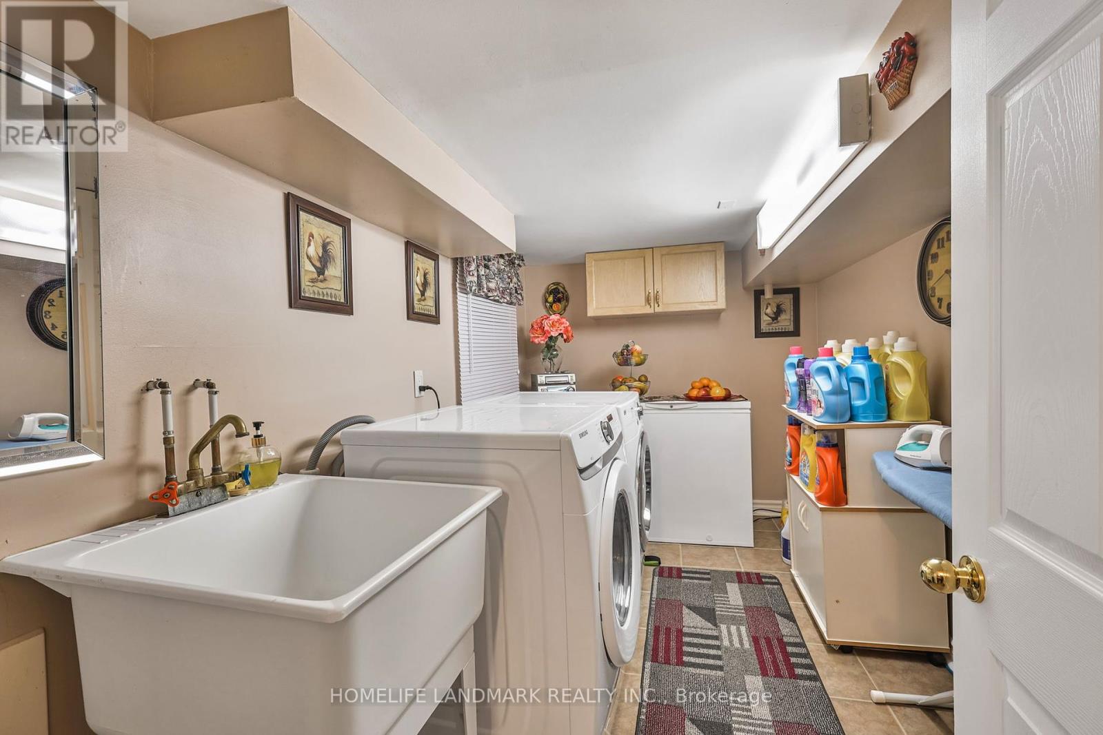 4891 Marble Arch Mews S, Mississauga, Ontario  L5M 7P7 - Photo 34 - W12214189