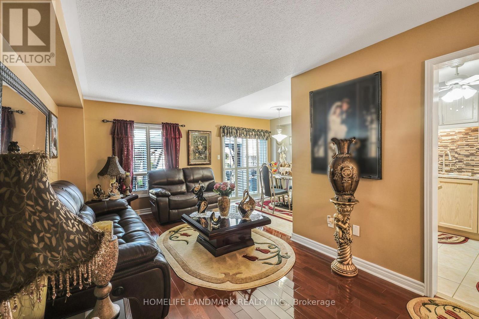 4891 Marble Arch Mews S, Mississauga, Ontario  L5M 7P7 - Photo 6 - W12214189