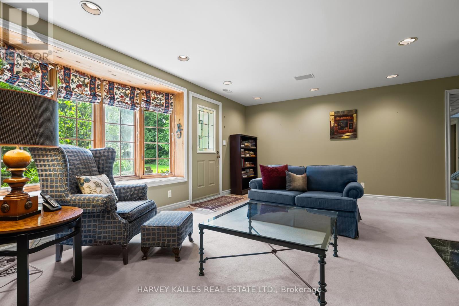 43 Hartfield Road, Toronto (Edenbridge-Humber Valley), Ontario  M9A 3C8 - Photo 27 - W12214193