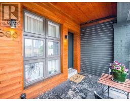 1580 DAVENPORT ROAD, Toronto, Ontario