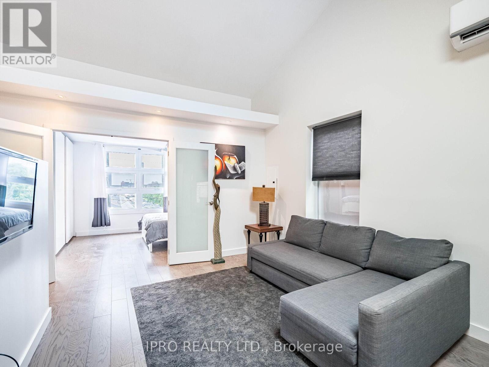 Property at 1580 DAVENPORT ROAD image 5