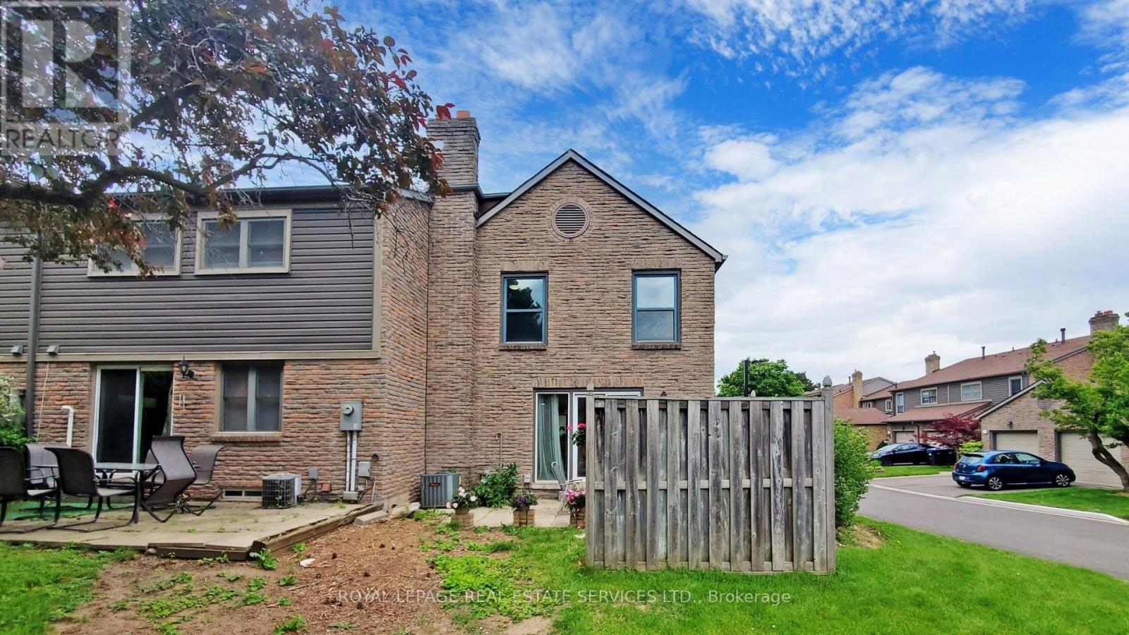 42 - 4111 Arbour Green Drive, Mississauga, Ontario  L5L 2Z2 - Photo 43 - W12211257