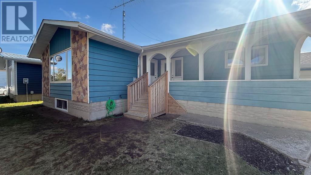 Property at 316 Nill Place image 3
