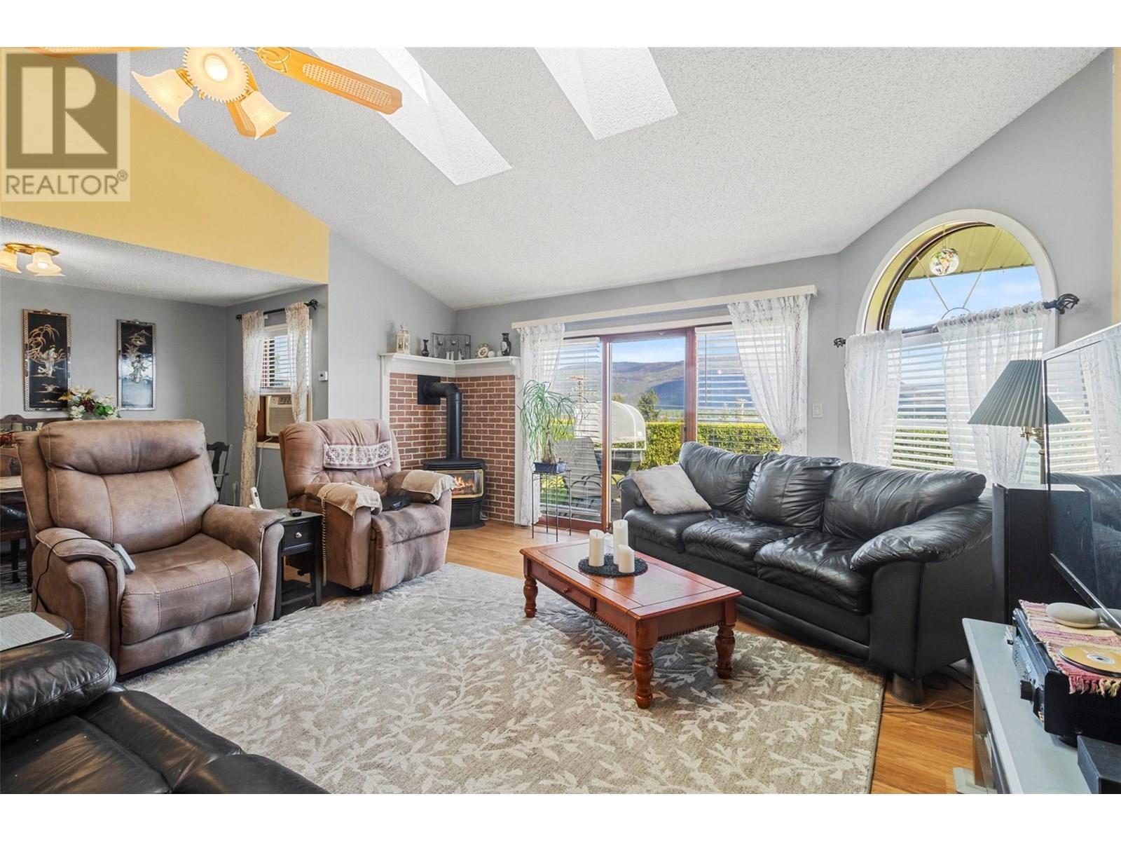 1215 Notch Hill Road Unit# 7, Sorrento, British Columbia  V0E 2W0 - Photo 6 - 10351020