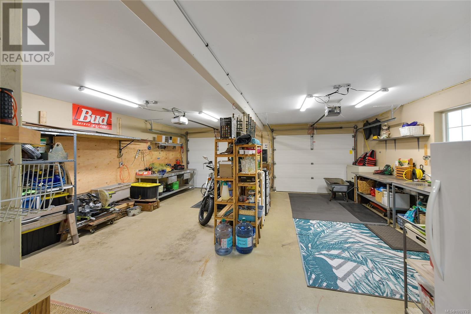 Property at 6015 EAGLE RIDGE Pl image 2