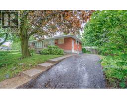 76 RAVINE DRIVE, Cambridge, Ontario