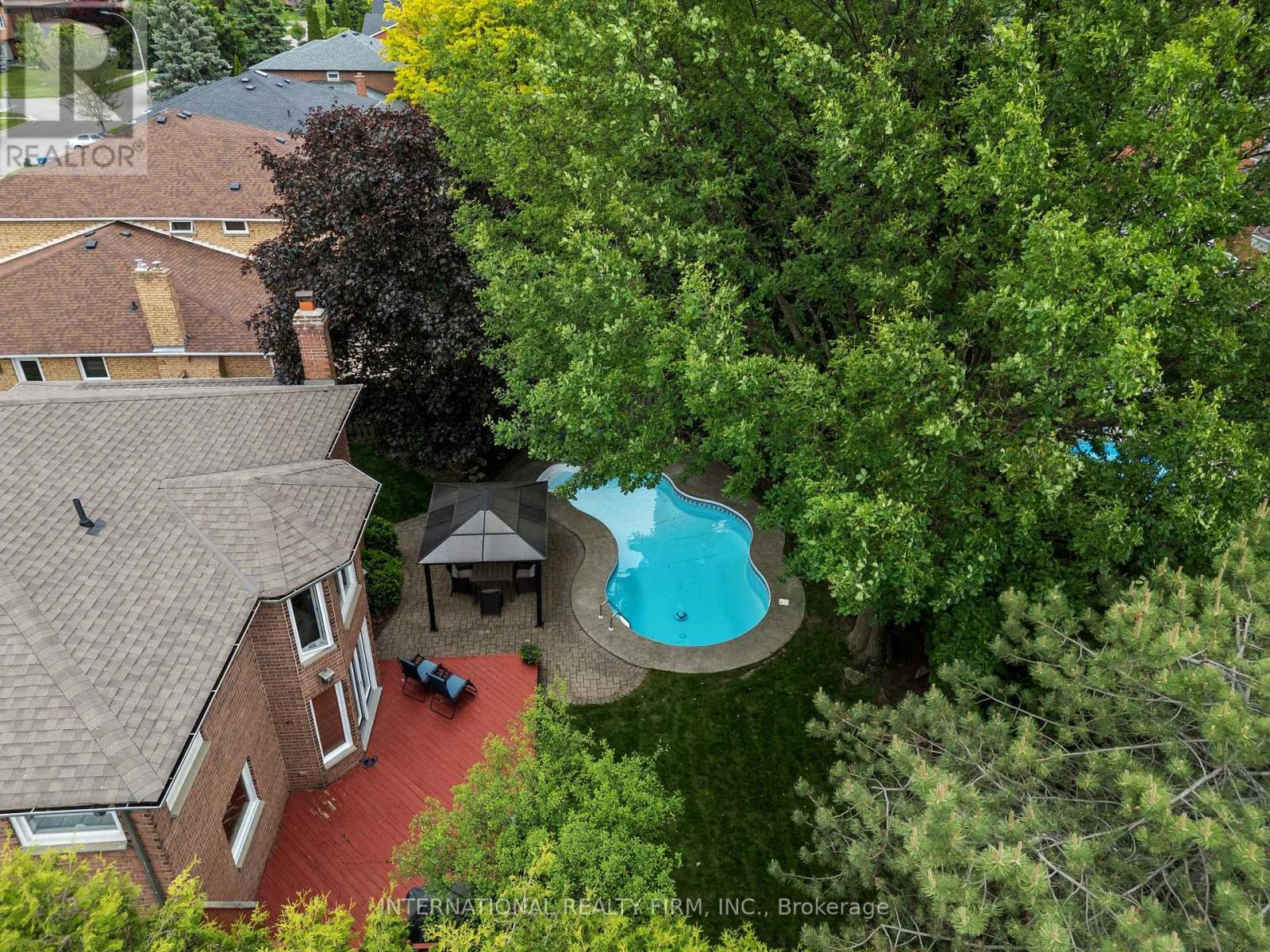 7 Briargreen Court, Whitby, Ontario  L1R 1P9 - Photo 40 - E12212375