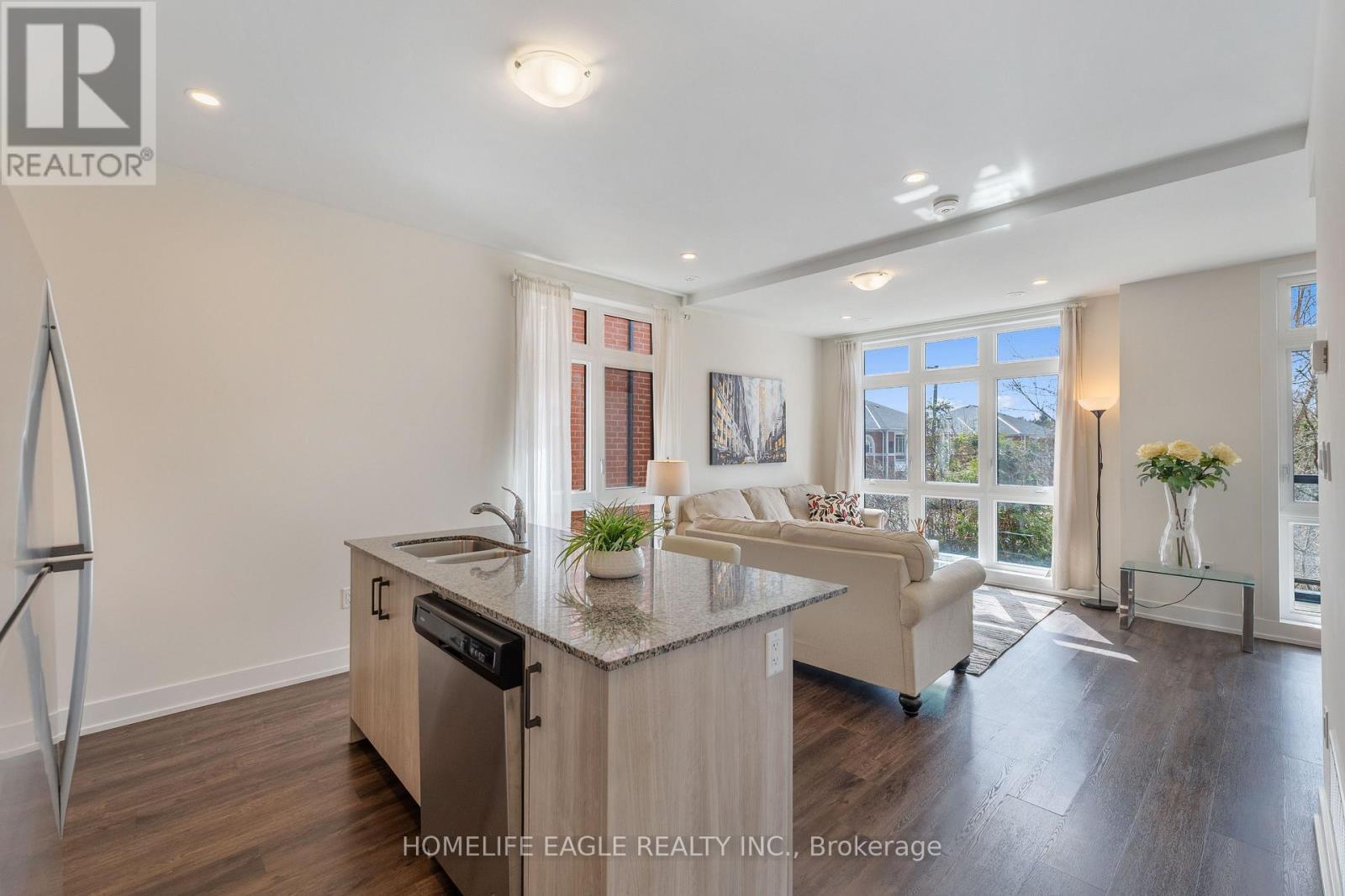 16 - 7 PHELPS LANE, Richmond Hill, Ontario