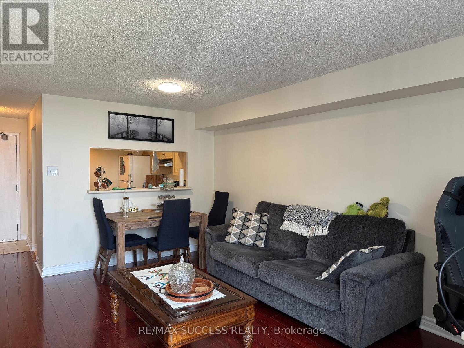 2006 - 350 Rathburn Road W, Mississauga, Ontario  L5B 3Y2 - Photo 8 - W12205626
