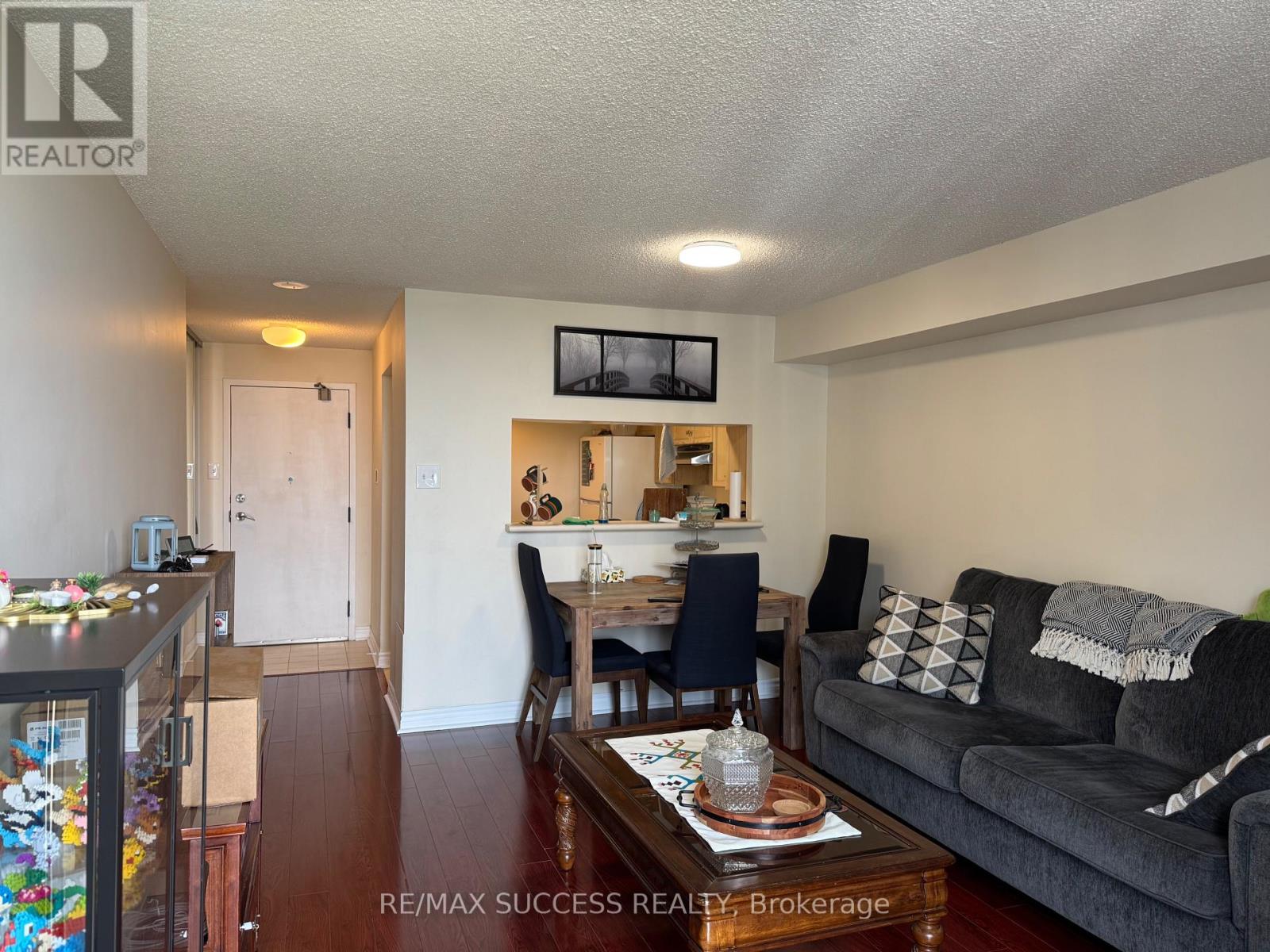 2006 - 350 Rathburn Road W, Mississauga, Ontario  L5B 3Y2 - Photo 7 - W12205626