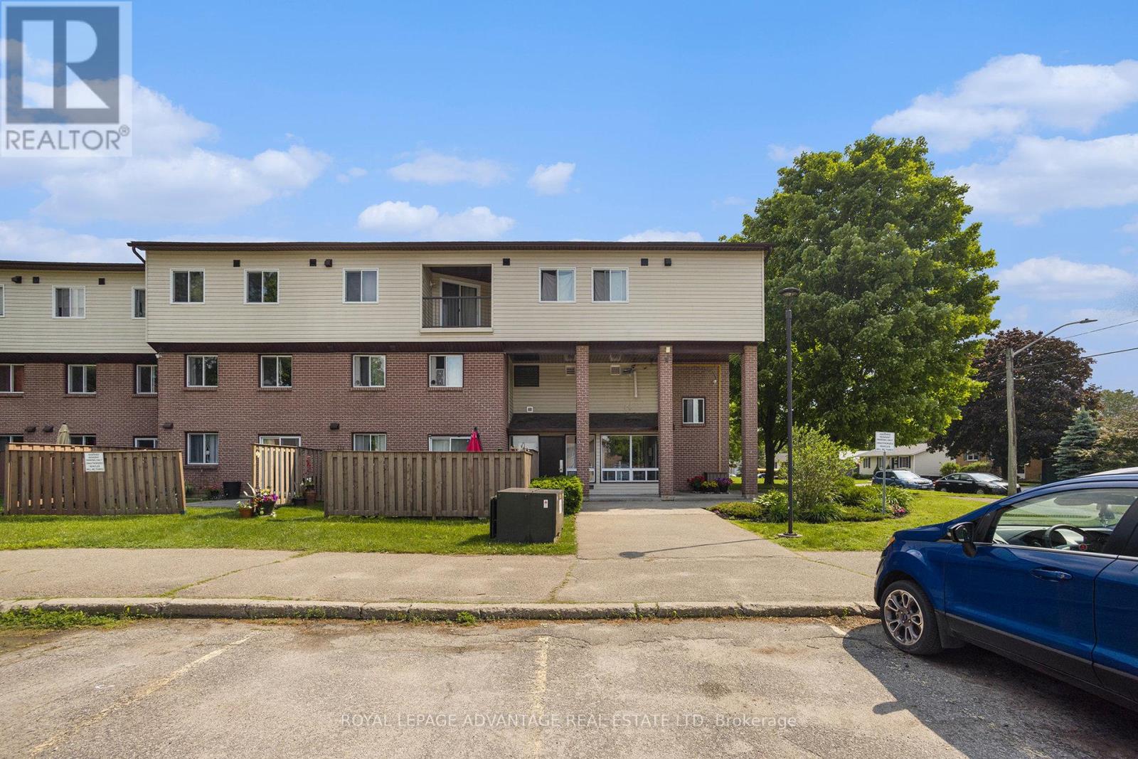104 - 8 Pearl Street, Smiths Falls, Ontario  K7A 5B5 - Photo 3 - X12214293