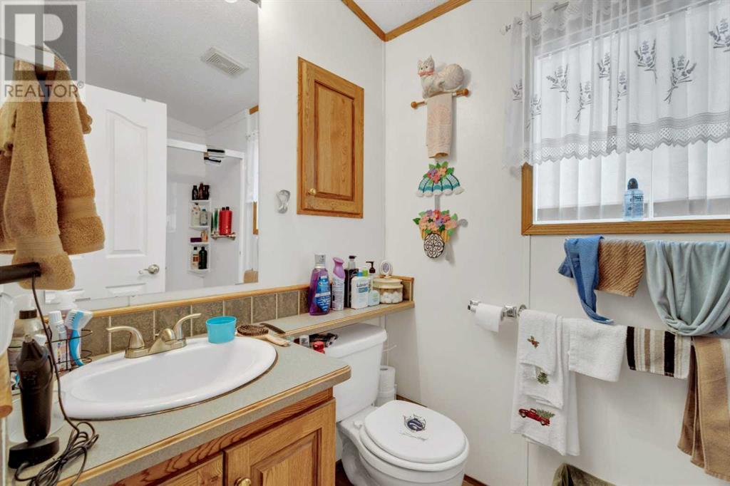 4916 Dorchester Avenue, Red Deer, Alberta  T4R 2Z8 - Photo 22 - A2204773