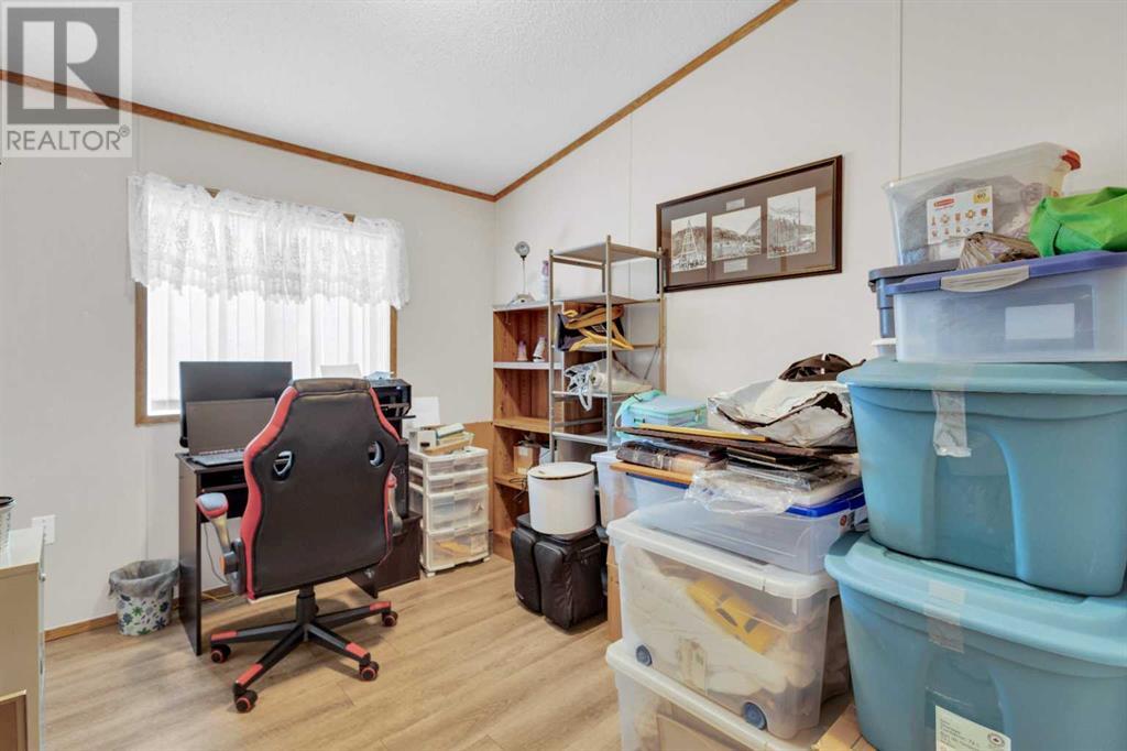 4916 Dorchester Avenue, Red Deer, Alberta  T4R 2Z8 - Photo 23 - A2204773