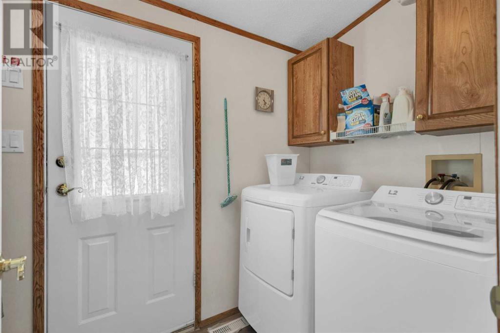 4916 Dorchester Avenue, Red Deer, Alberta  T4R 2Z8 - Photo 26 - A2204773