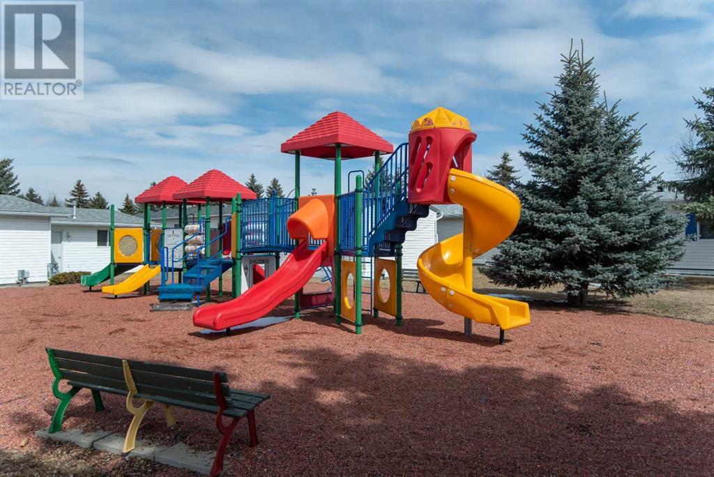 4916 Dorchester Avenue, Red Deer, Alberta  T4R 2Z8 - Photo 37 - A2204773
