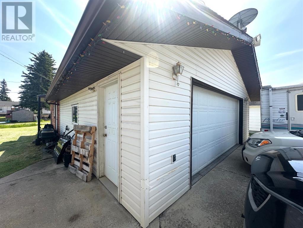 110 2 Street Nw, Rural, Saskatchewan  S0M 1A0 - Photo 11 - A2230198