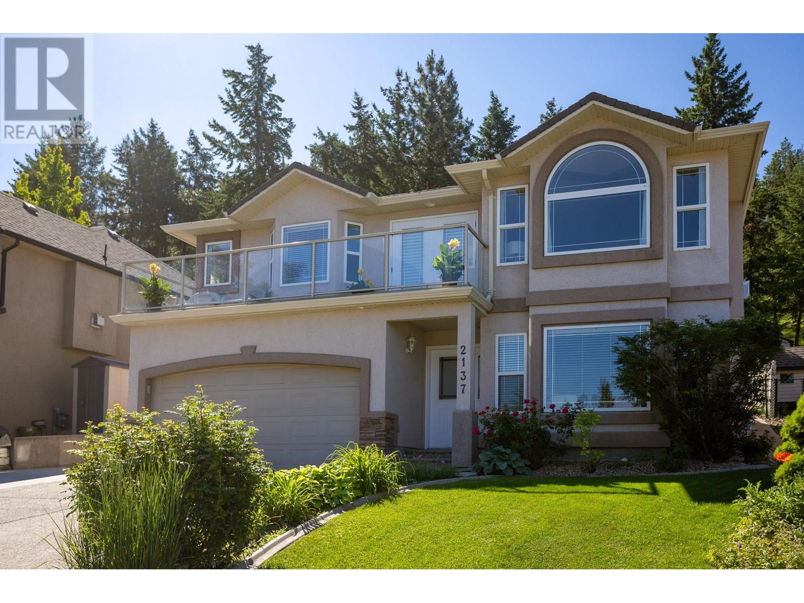 2137 Chilcotin Crescent, Kelowna, British Columbia  V1V 2N9 - Photo 3 - 10351635