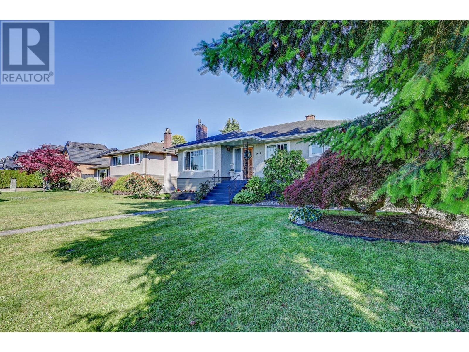 8612 11TH AVENUE, burnaby, British Columbia