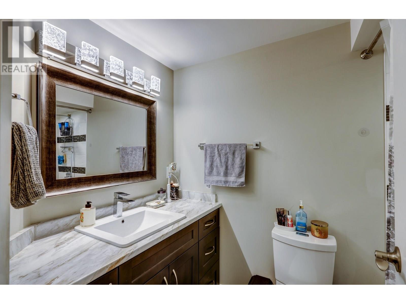 8612 11th Avenue, Burnaby, British Columbia  V3N 2P8 - Photo 24 - R3014528