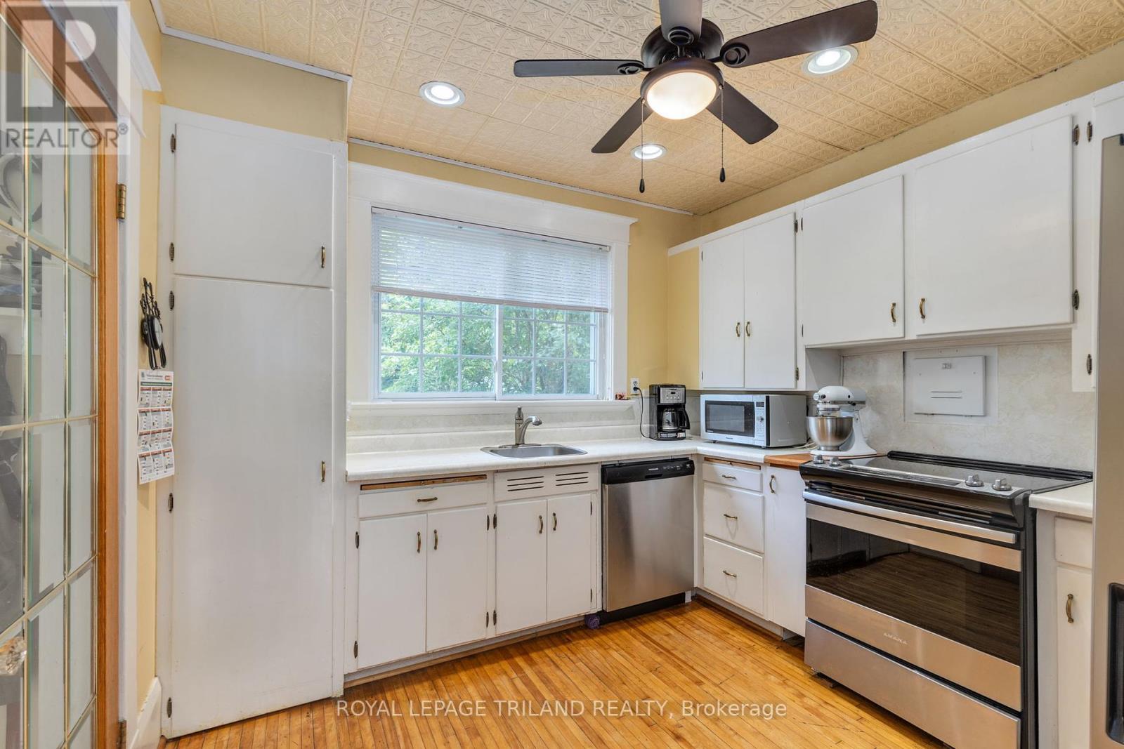 269 Briscoe Street E, London South (South F), Ontario  N6C 1X5 - Photo 16 - X12213077