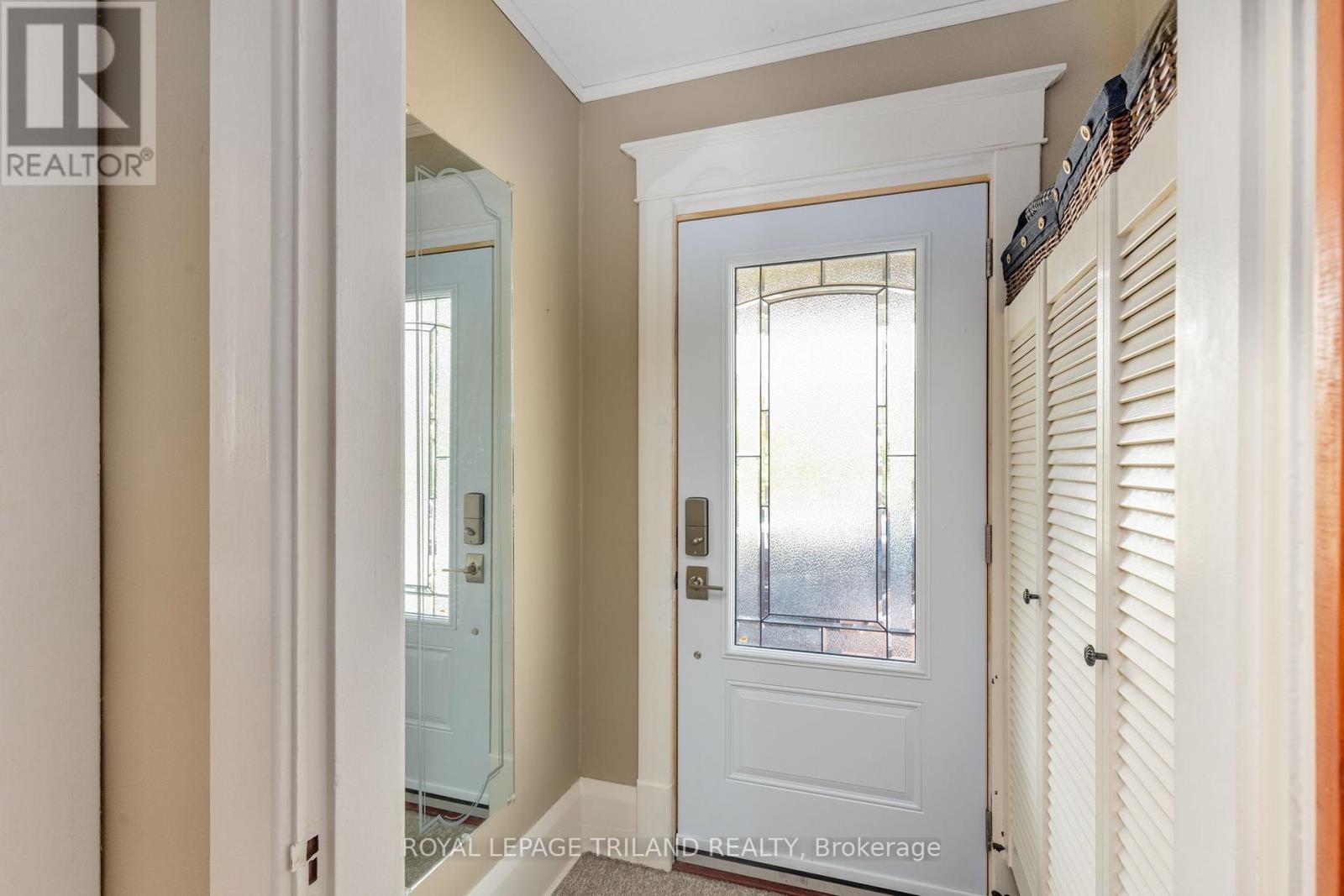 269 Briscoe Street E, London South (South F), Ontario  N6C 1X5 - Photo 6 - X12213077