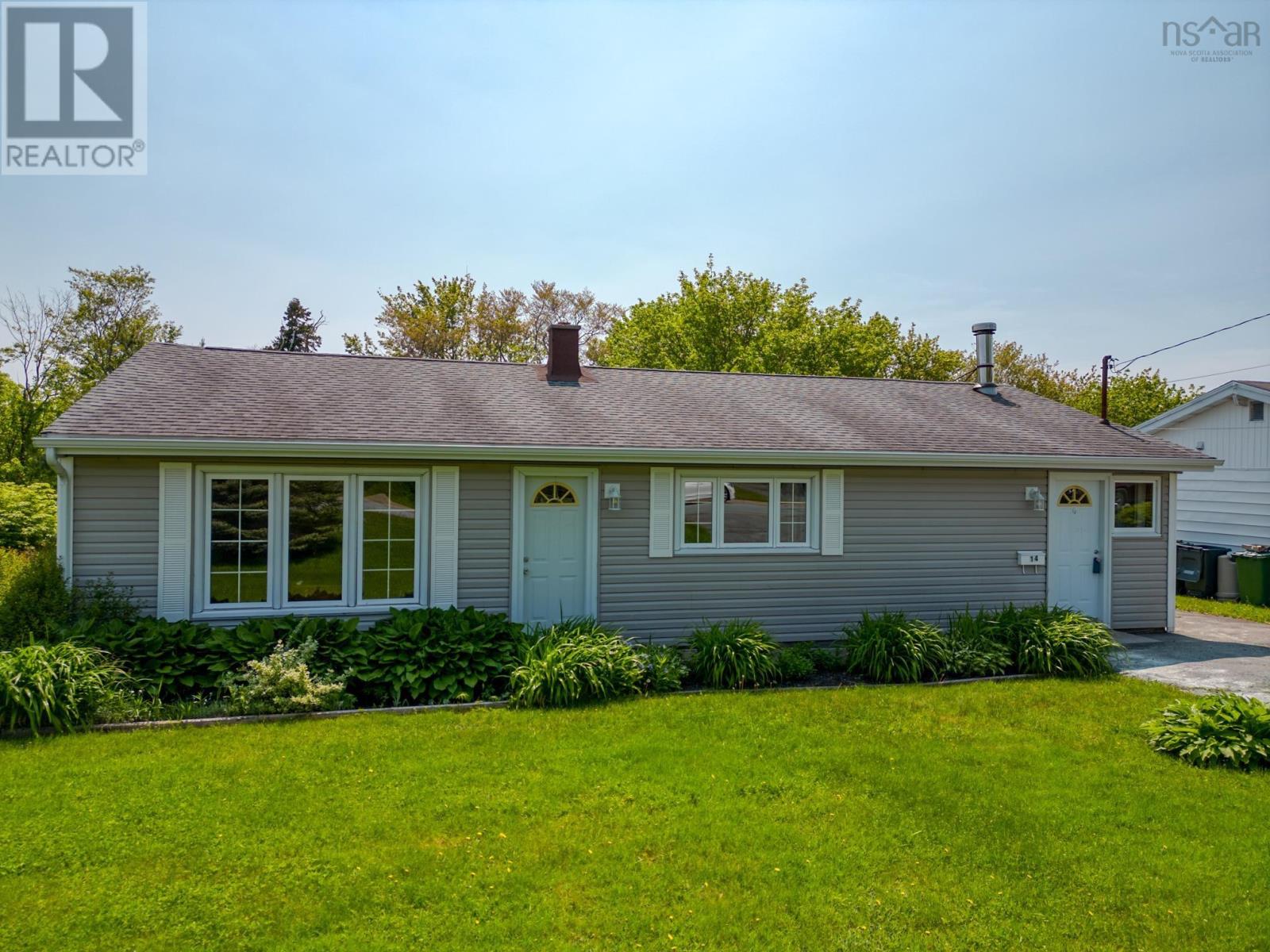 Property at 14 Inverary Drive image 1