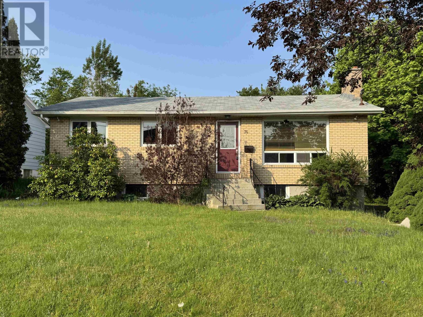 Property at 74 Moxham Drive image 3