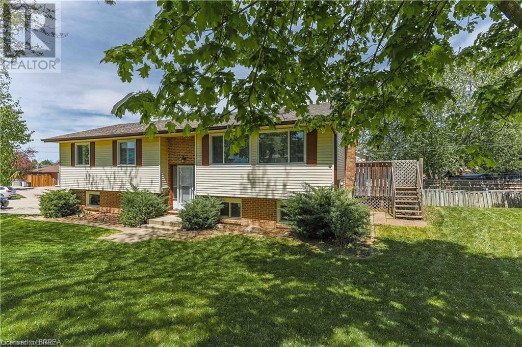 85 High Acres Crescent, Kitchener, Ontario N2N 2S3 - Photo 2 - 40739582