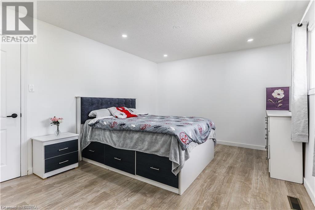85 High Acres Crescent, Kitchener, Ontario N2N 2S3 - Photo 16 - 40739582
