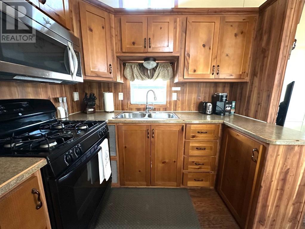 1221 Oak Avenue, Lac Des Iles, Saskatchewan  S0M 1A0 - Photo 7 - A2230256