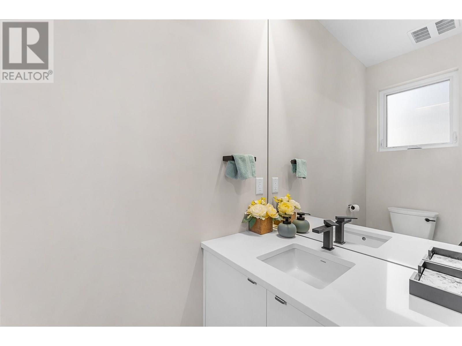 3645 Mckinley Beach Drive, Kelowna, British Columbia  V1V 3G2 - Photo 61 - 10350992