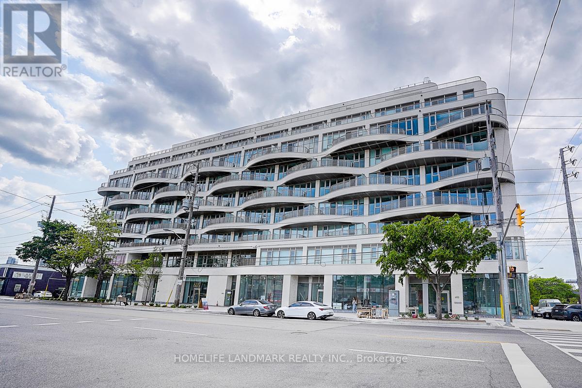 717 - 689 THE QUEENSWAY, Toronto, Ontario