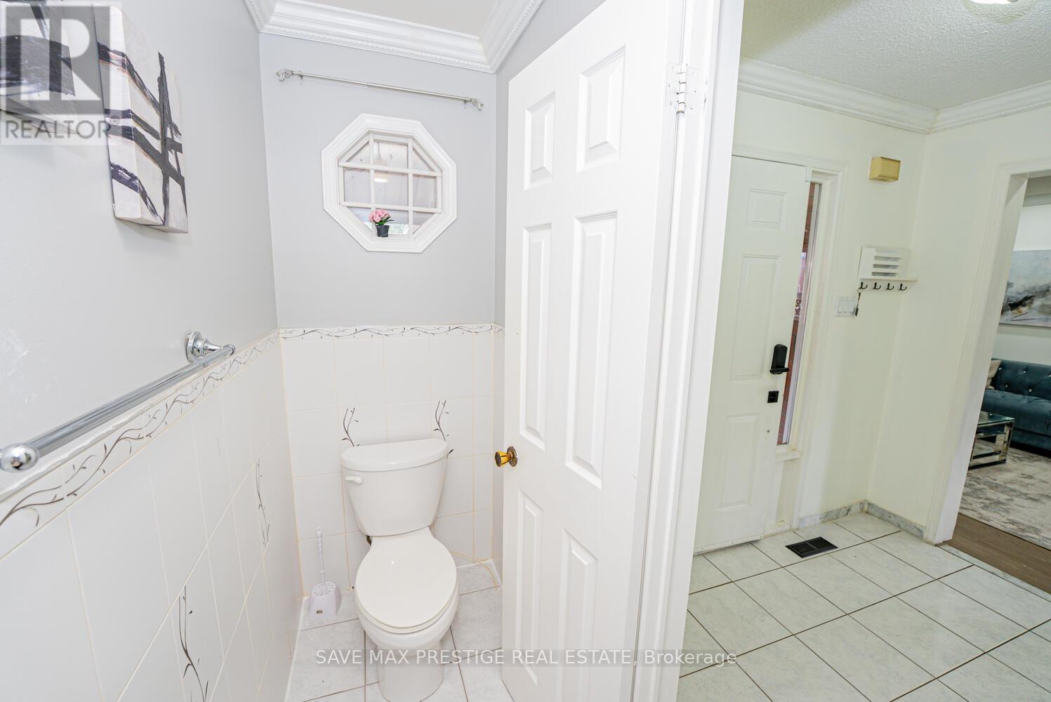 36 Kentucky Drive, Brampton, Ontario  L6Y 4E9 - Photo 17 - W12204520