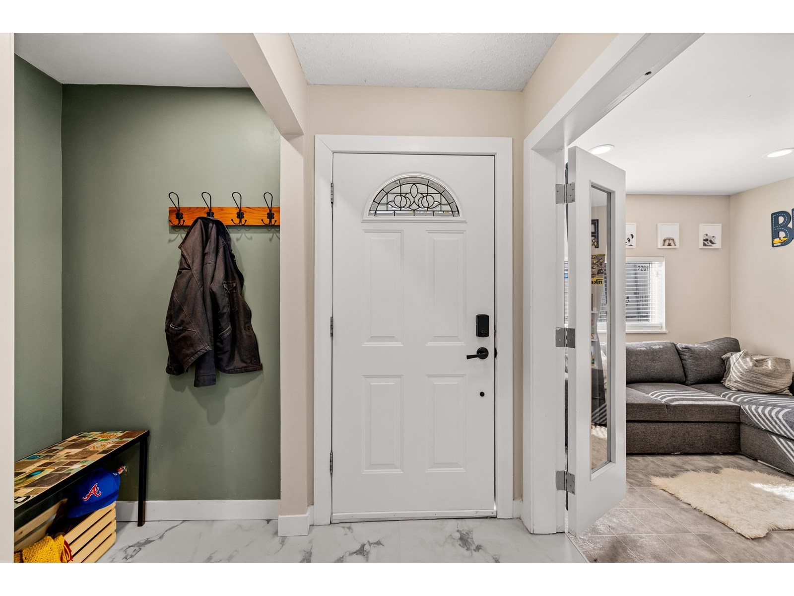 408 Bruneau Place, Langley, British Columbia  V4W 3K9 - Photo 5 - R3013621