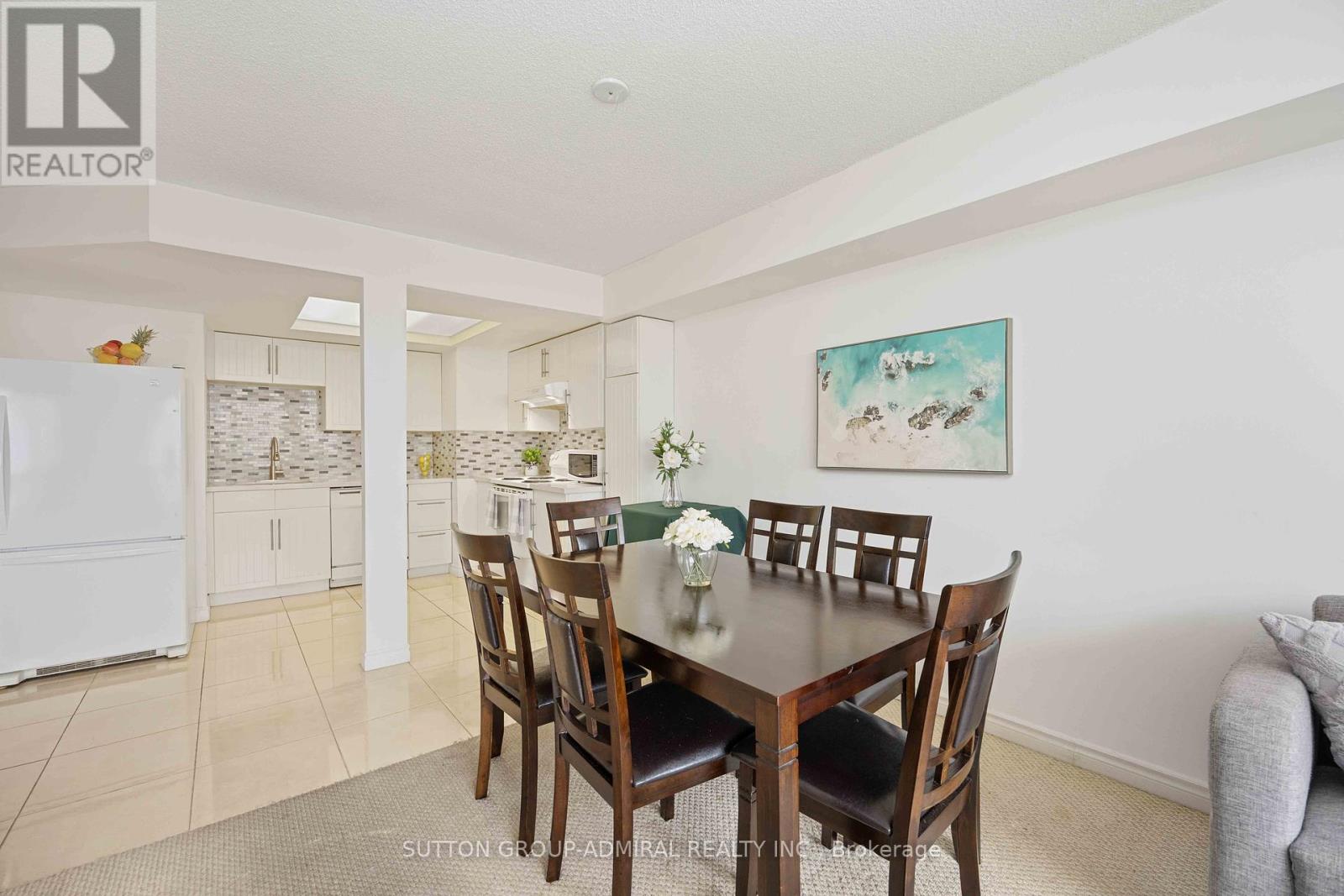1011 - 4460 Tucana Court, Mississauga (Hurontario), Ontario  L5R 3K9 - Photo 12 - W12214249