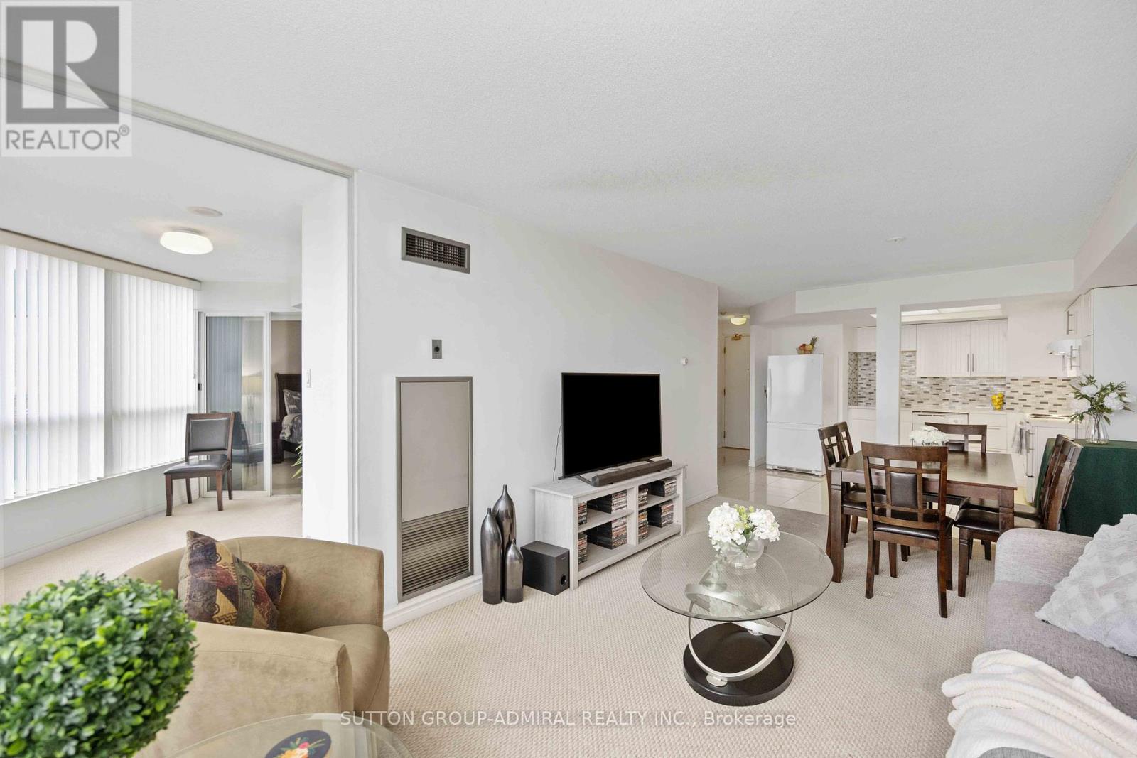 1011 - 4460 Tucana Court, Mississauga (Hurontario), Ontario  L5R 3K9 - Photo 15 - W12214249