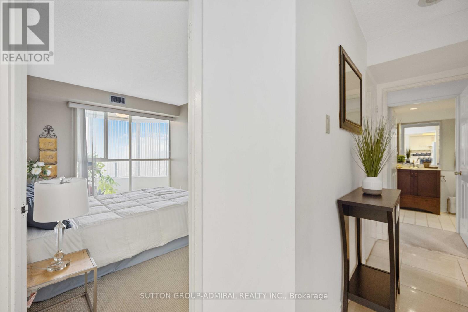1011 - 4460 Tucana Court, Mississauga (Hurontario), Ontario  L5R 3K9 - Photo 27 - W12214249