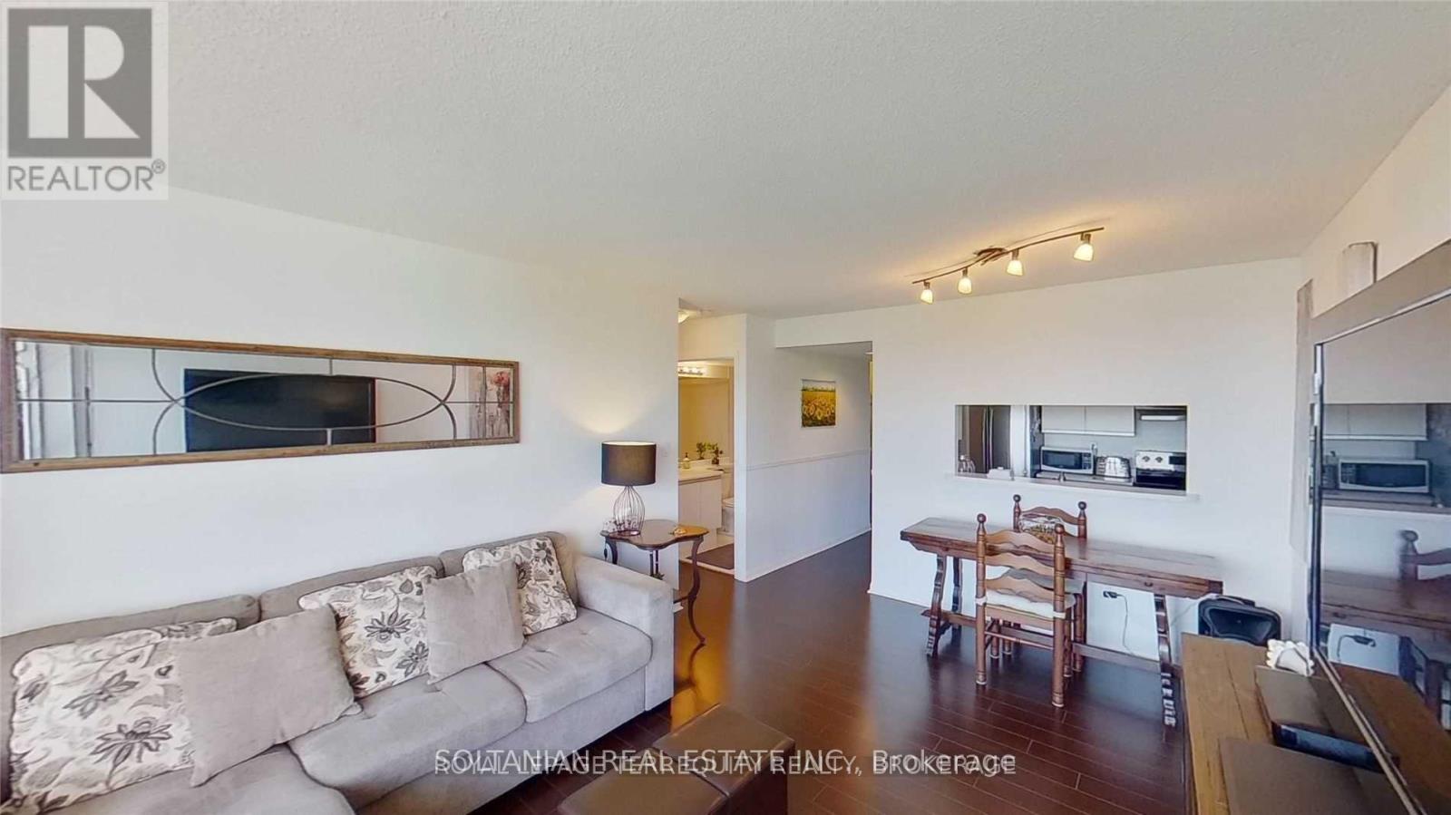 1 Hickory Tree Road, Toronto (Weston), Ontario  M9N 3W4 - Photo 10 - W12214255