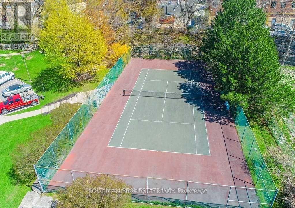 1 Hickory Tree Road, Toronto (Weston), Ontario  M9N 3W4 - Photo 19 - W12214255