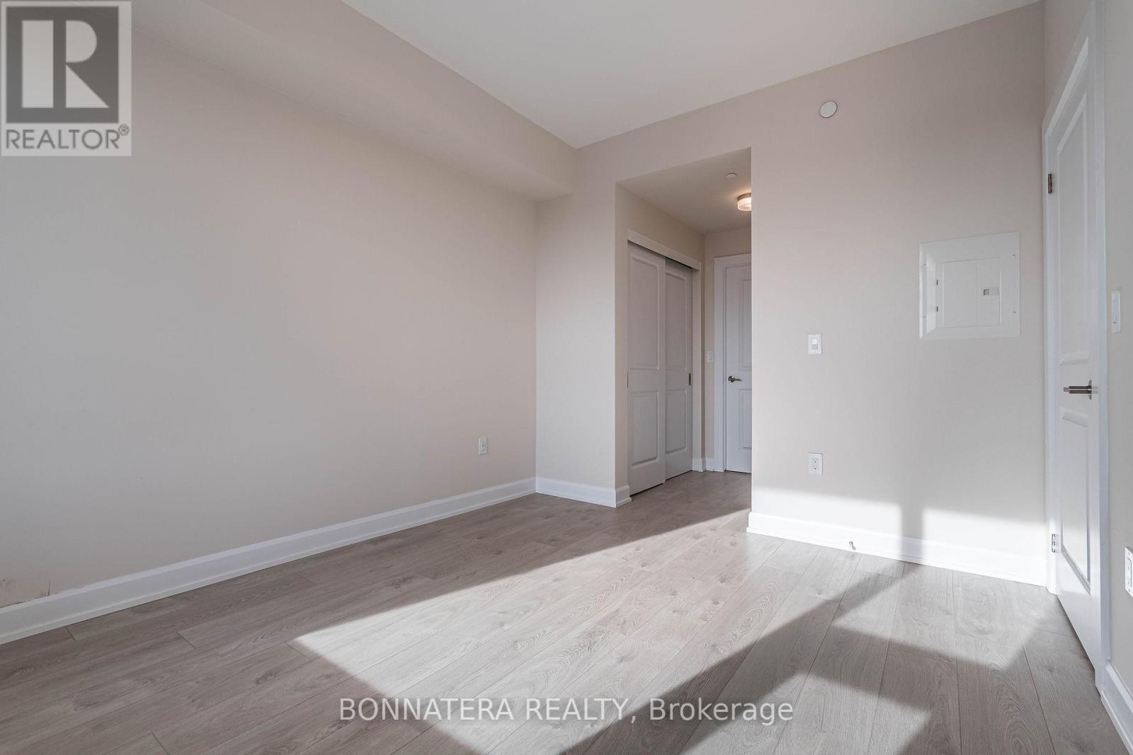 711 - 3200 William Coltson Avenue, Oakville (Jm Joshua Meadows), Ontario  L6H 7W6 - Photo 23 - W12214282
