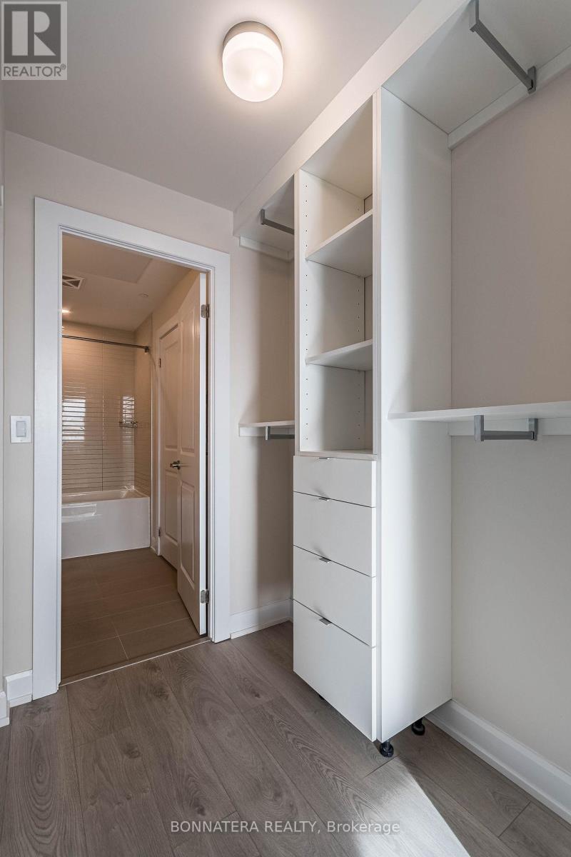711 - 3200 William Coltson Avenue, Oakville (Jm Joshua Meadows), Ontario  L6H 7W6 - Photo 26 - W12214282