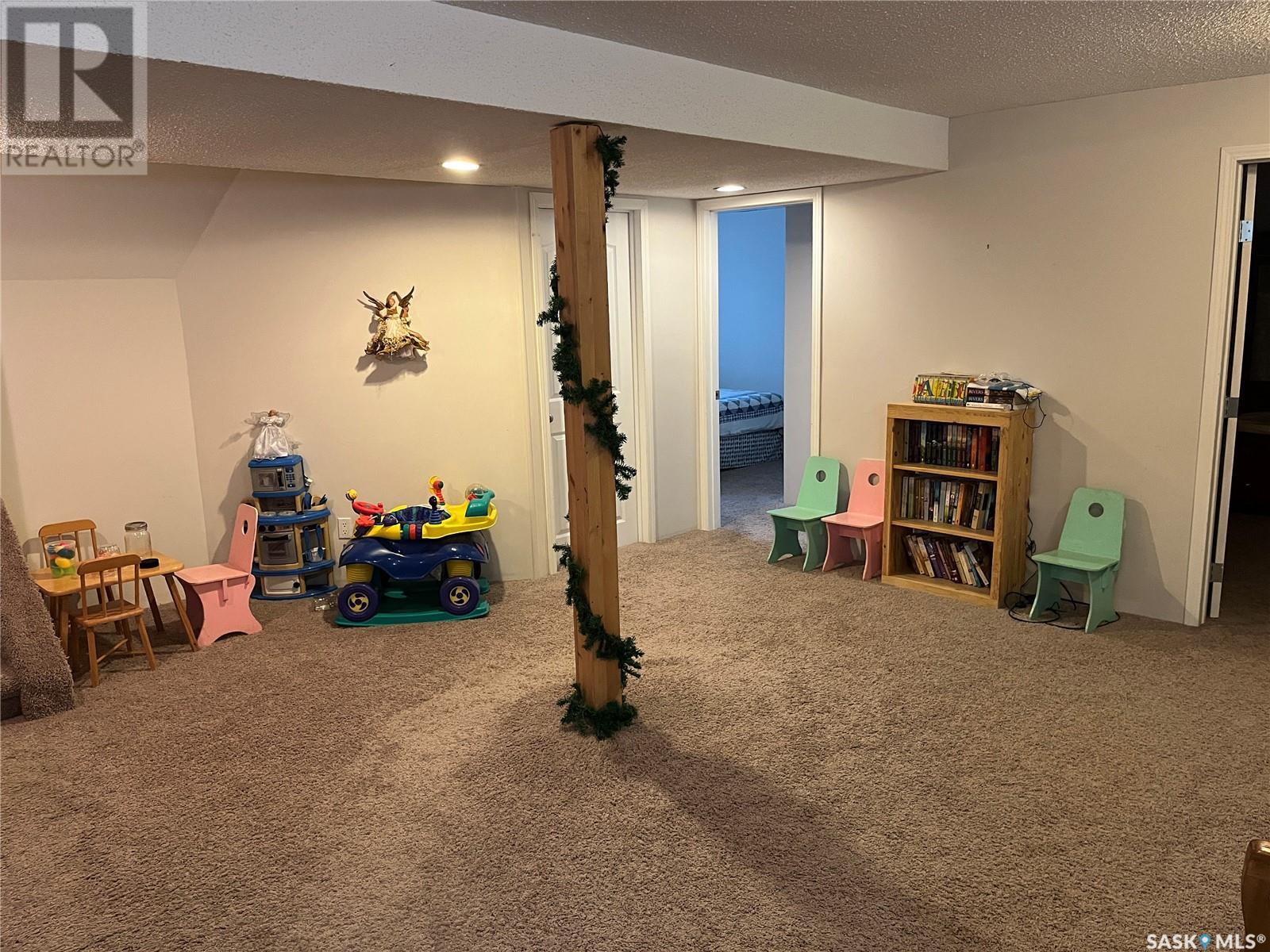 573 Dieppe Drive, Weyburn, Saskatchewan  S4H 2Y1 - Photo 17 - SK009122