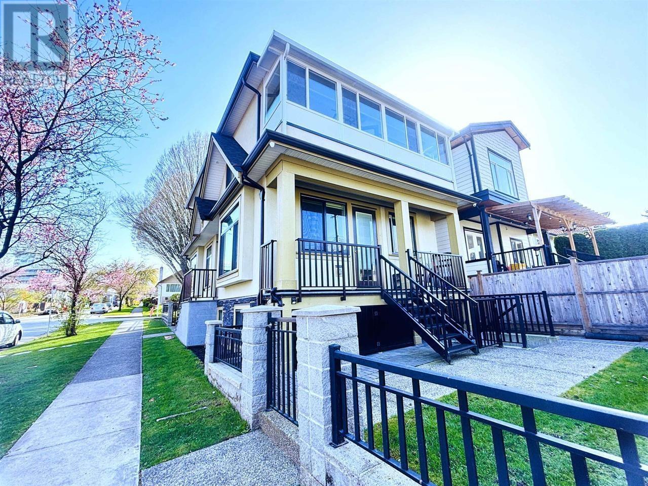 4375 Sidney Street, Vancouver, British Columbia  V5N 5S6 - Photo 3 - R3004092