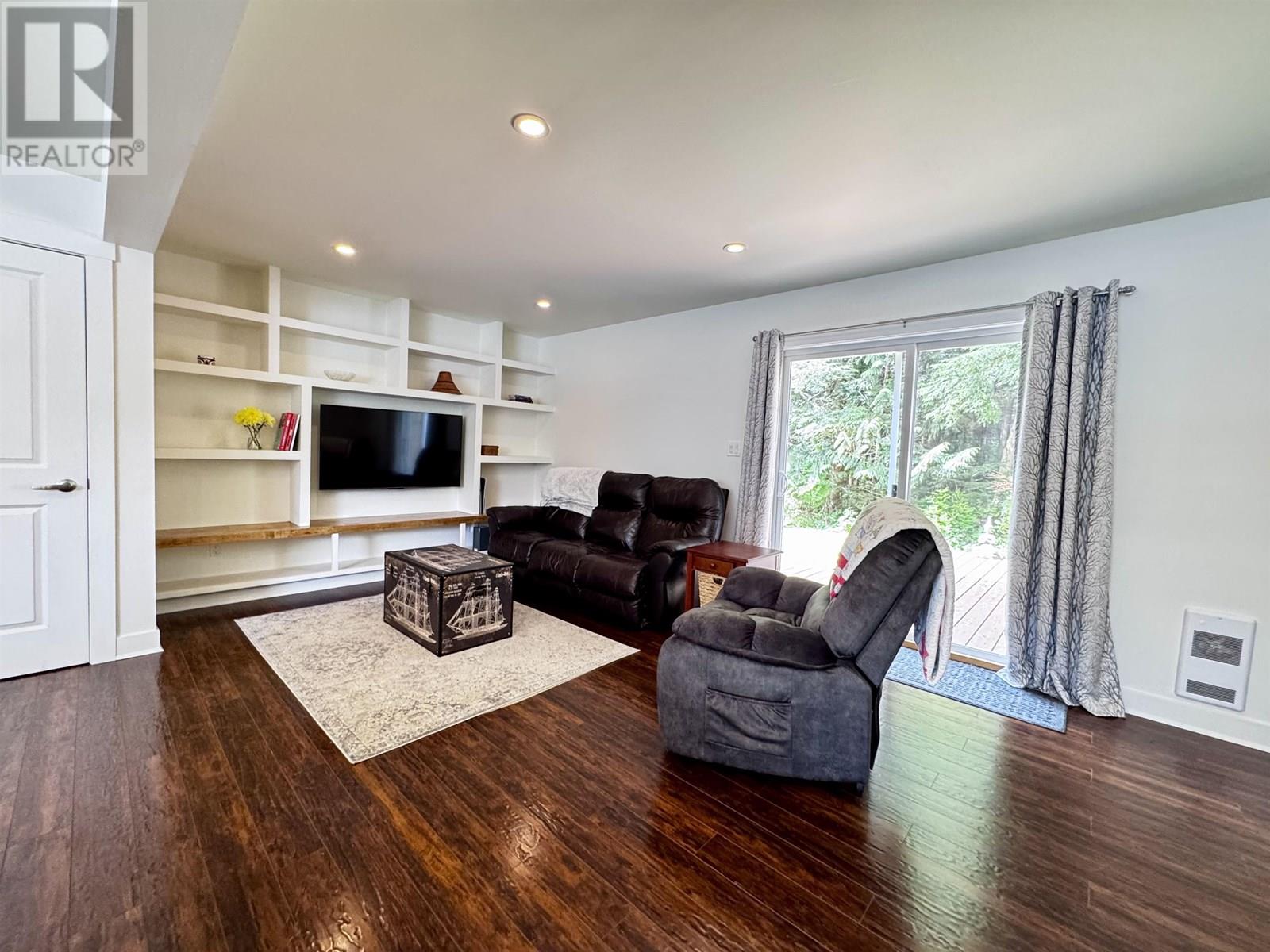 2021 Seal Cove Circle, Prince Rupert, British Columbia  V8J 2G4 - Photo 17 - R3014320