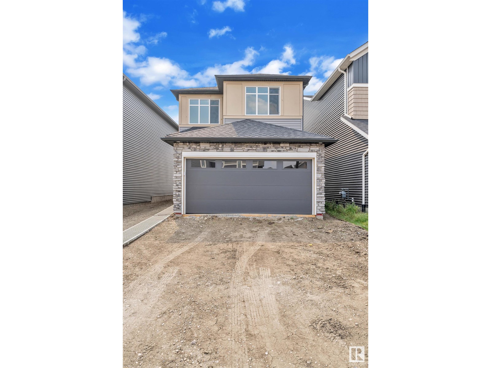 16832 49 ST NW, Edmonton, Alberta