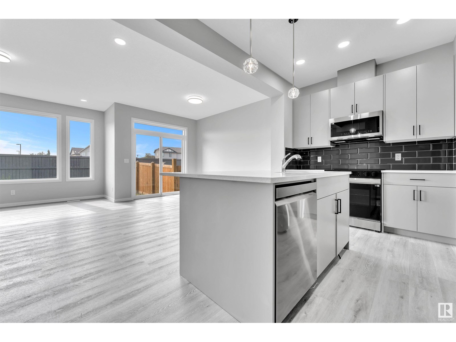 16832 49 St Nw, Edmonton, Alberta  T5Y 4G9 - Photo 14 - E4441794